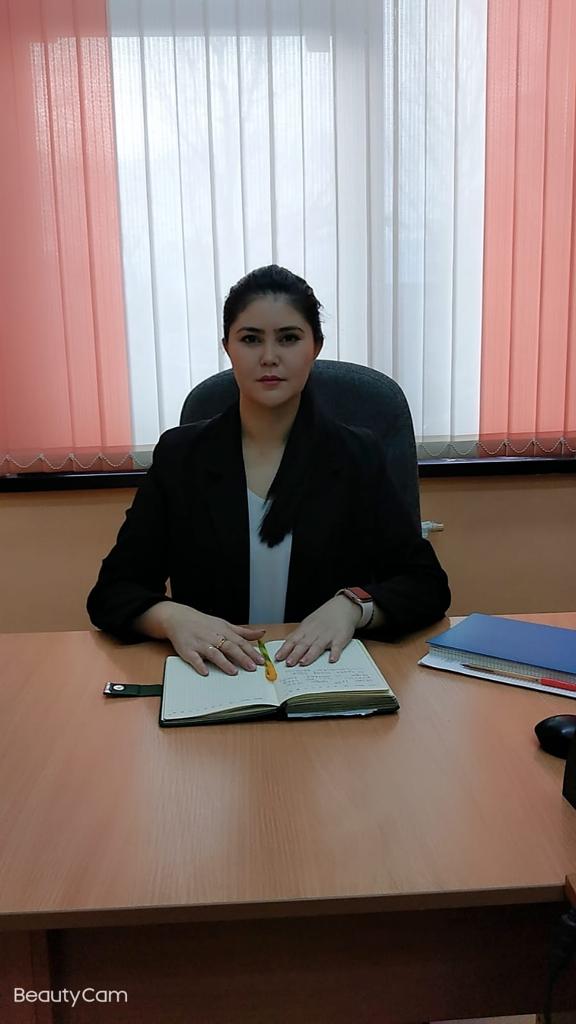 Директордың оқу ісі жөніндегі орынбасары Тезекбаева Балзия Адилжановна