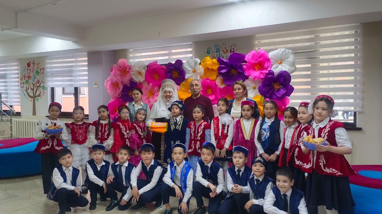 "Біртұтас тәрбие" жобасы аясында өткізілген "Салт-дәстүрім асыл қазынам" іс-шарасы